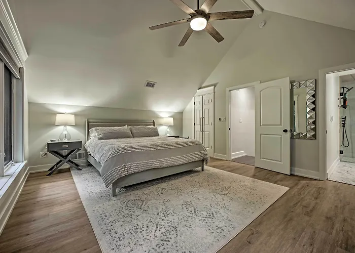 Luxury Family Home W/ Deck, Swim Spa & Grill!